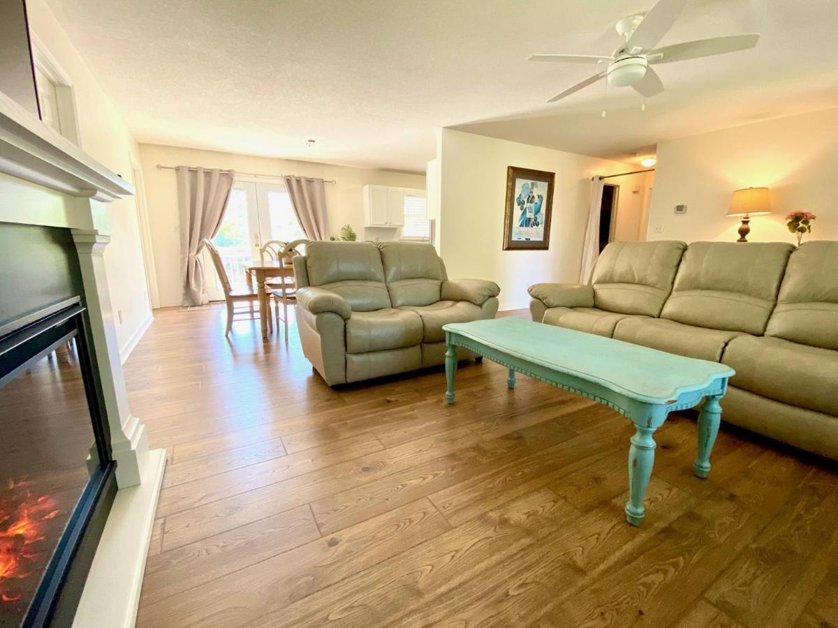 Cozy Three Bedroom House With Fireplace Wilmington Esterno foto