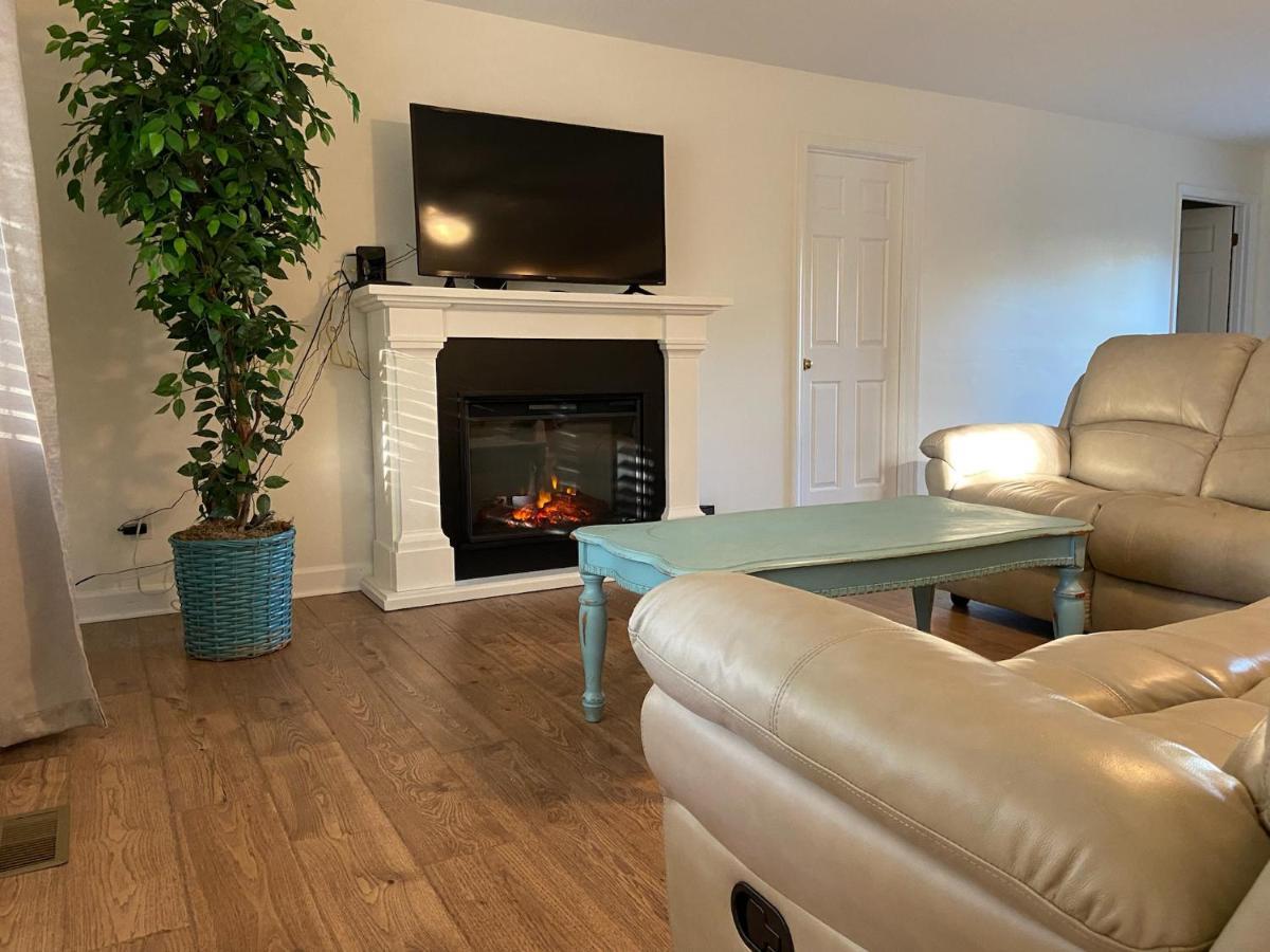 Cozy Three Bedroom House With Fireplace Wilmington Esterno foto