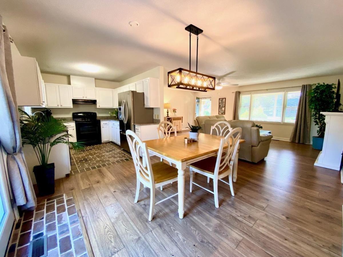 Cozy Three Bedroom House With Fireplace Wilmington Esterno foto